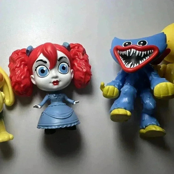 Poppy Playtime 5- Piece Series 1 Minifigure Collector Set Licensed Action Figure - Picture 3 of 6